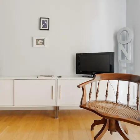 Apartment Guesthost - Cozy In Dergano